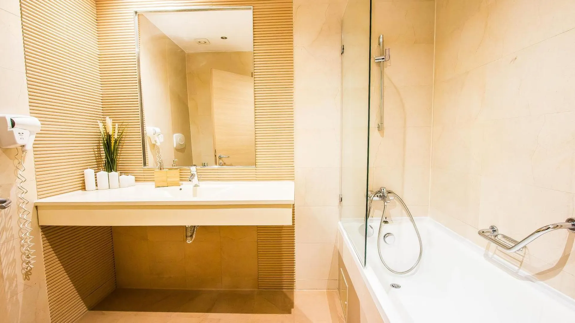 Romeo Nights - Love Rooms - Adults Only Bucureşti 3*,
